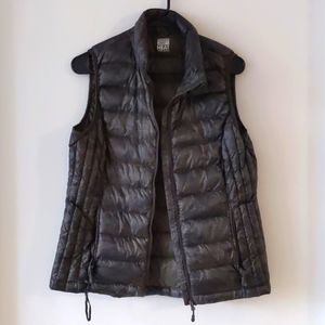 Packable military print down vest